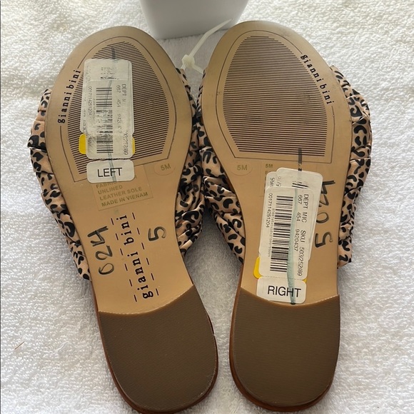 Gianni Bini Brown Slide Sandals with Crisscross Straps - Picture 5 of 9
